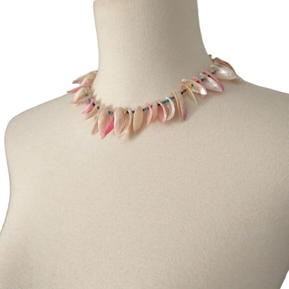 Vtg 80s Pastel Shell Necklace Chunky Mother Of Pearl Seashell Beach Coastal. - Picture 3 of 16